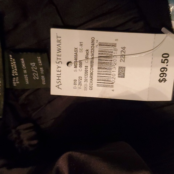 Stunning Satin slip cowl neck black dress. Adjustable straps. Size 22/24 - Picture 6 of 6